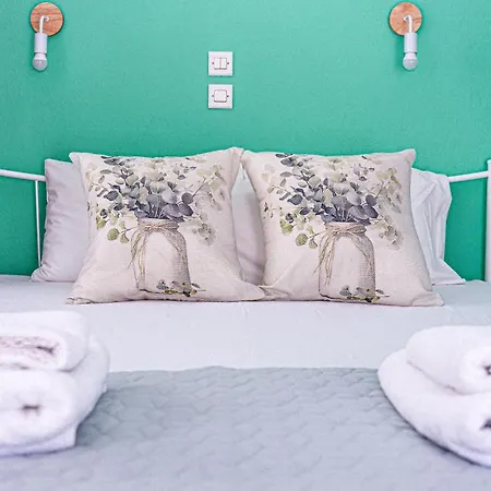 Menta Thassos 3*